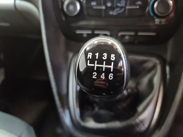 Used Ford Transit Connect 2020 for sale - 75384307: Photo 31