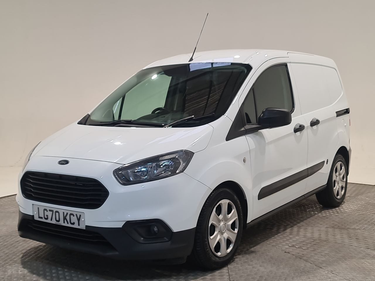 Used Ford Transit Courier 2020 for sale - 77520472: Photo 4