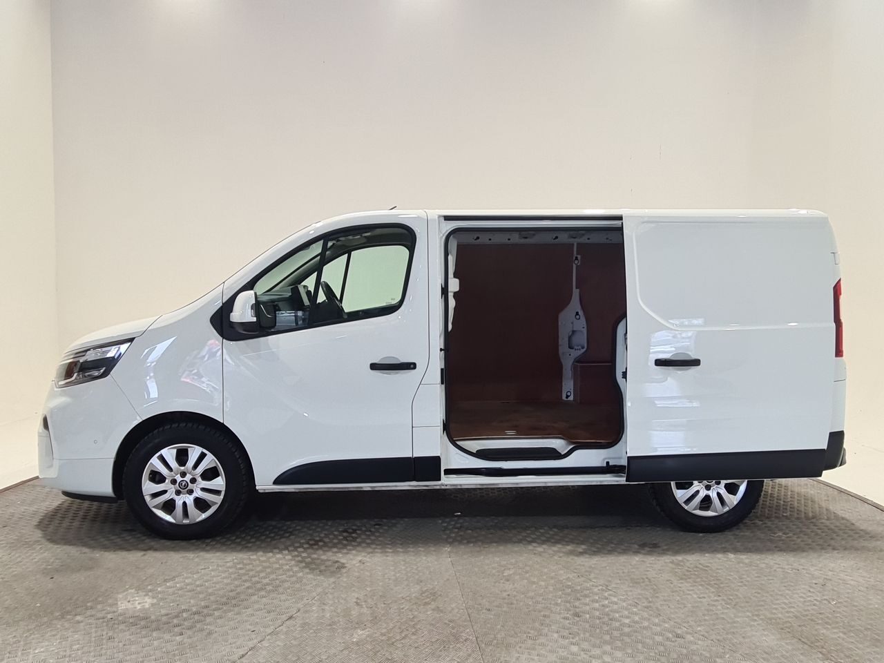 Used Nissan Primastar 2022 for sale - 77790291: Photo 10