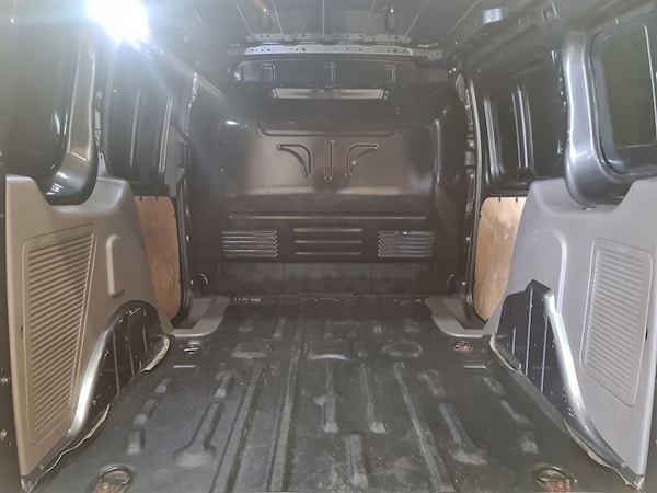 Used Ford Transit Connect 2020 for sale - 76111849: Photo 19
