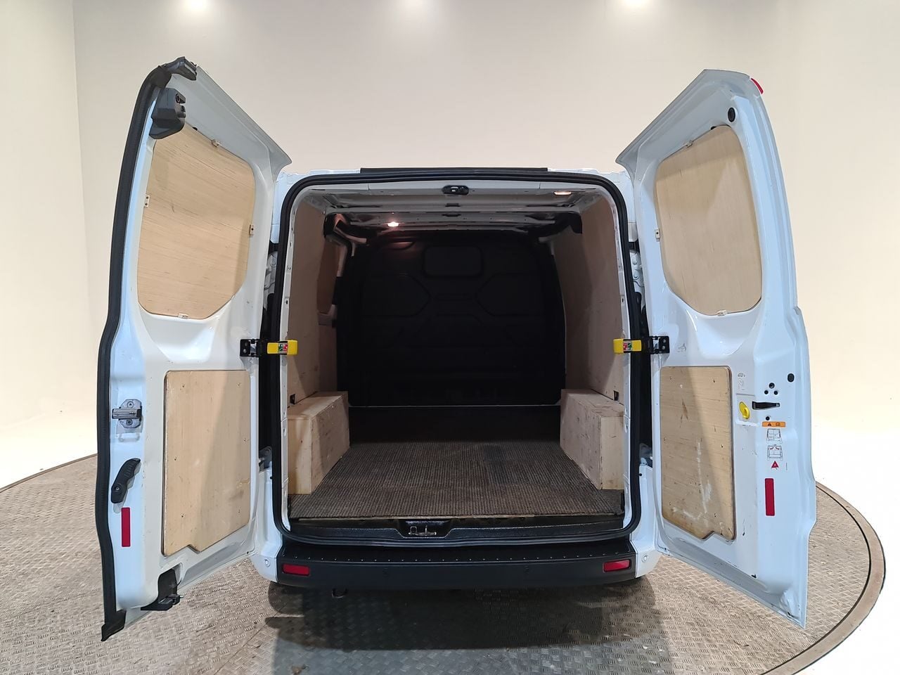 Used Ford Transit Custom 2023 for sale - 76794743: Photo 14