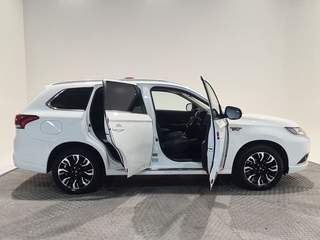 Used Mitsubishi Outlander 2018 for sale - 77541470: Photo 18