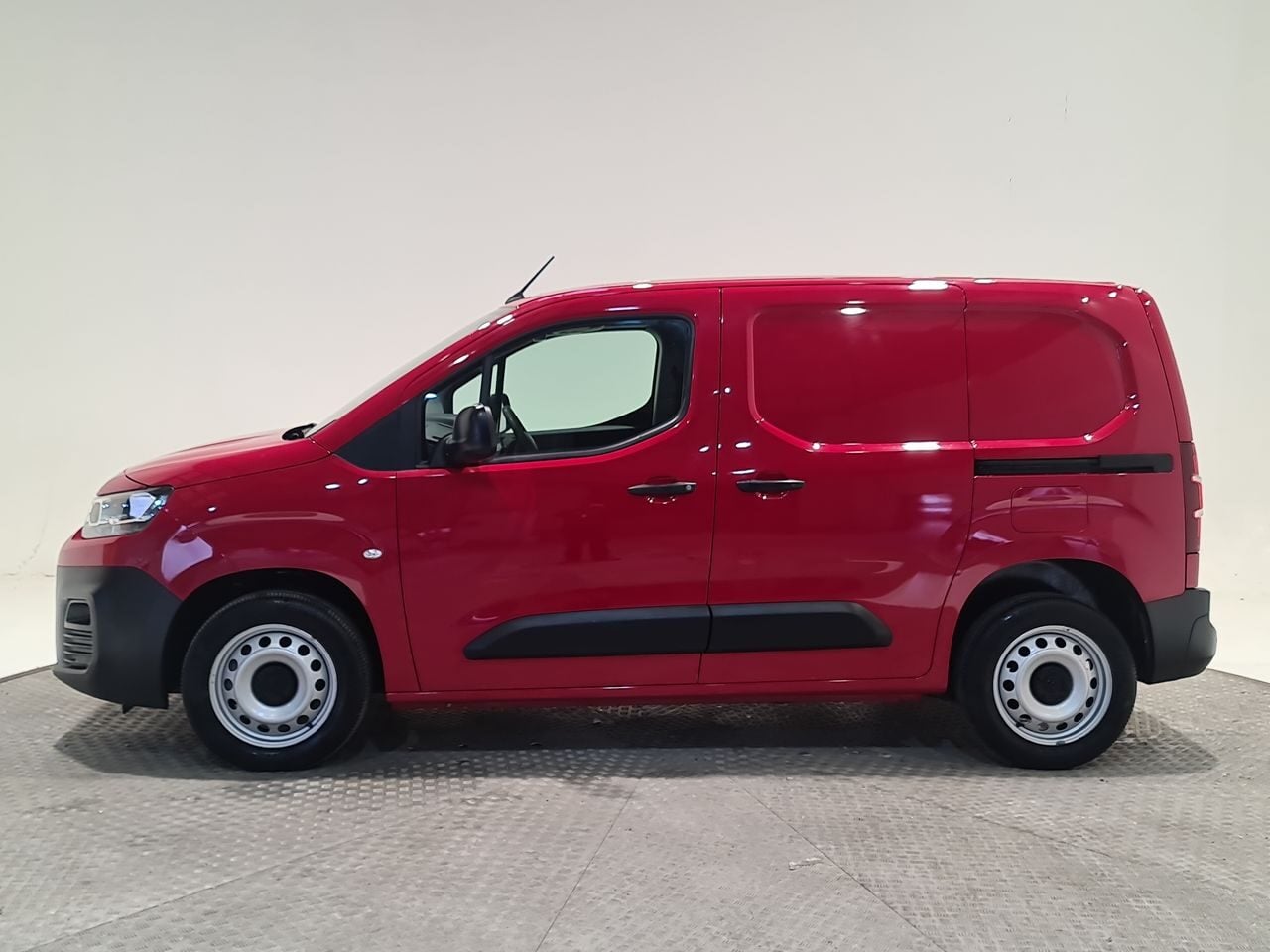 Used Citroen Berlingo 2023 for sale - 77631456: Photo 5