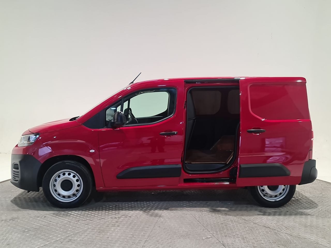 Used Citroen Berlingo 2023 for sale - 77631456: Photo 9