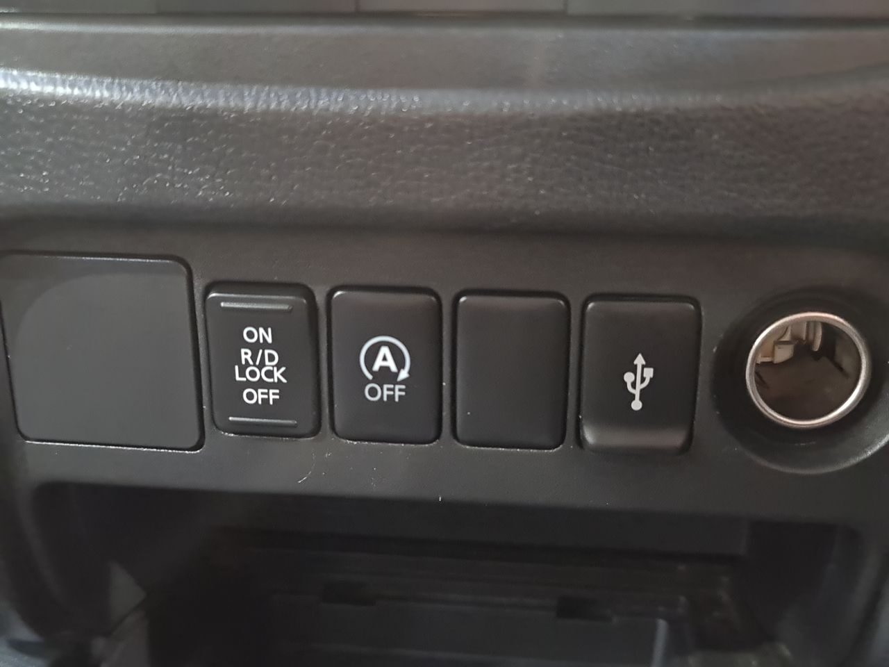 Used Mitsubishi L200 2021 for sale - 78070138: Photo 31