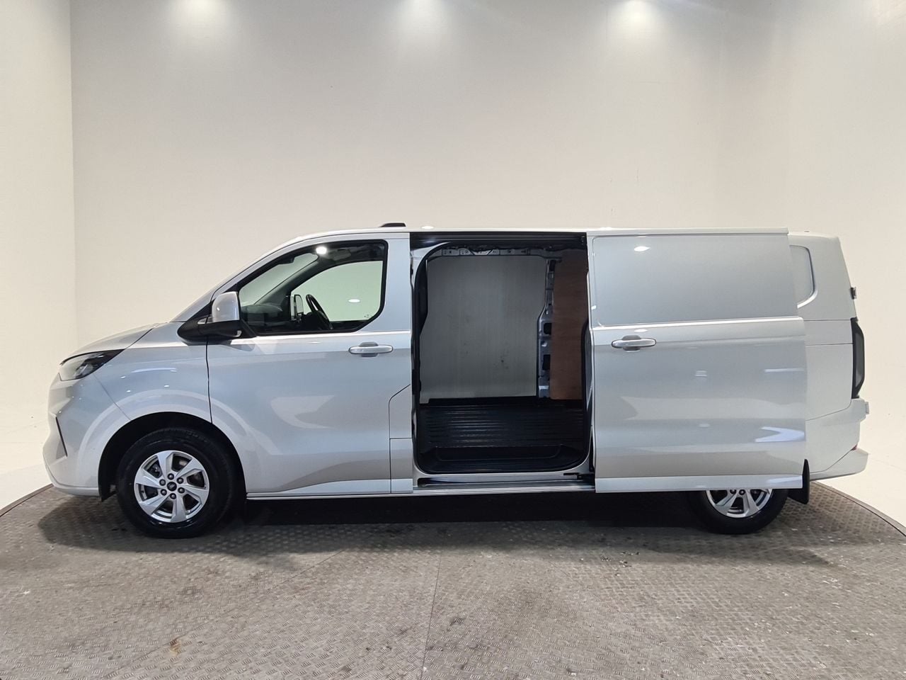 Used Ford Transit Custom 2024 for sale - 77445889: Photo 10