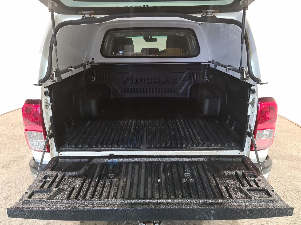 Used Toyota Hilux 2021 for sale - 77034486: Photo 12