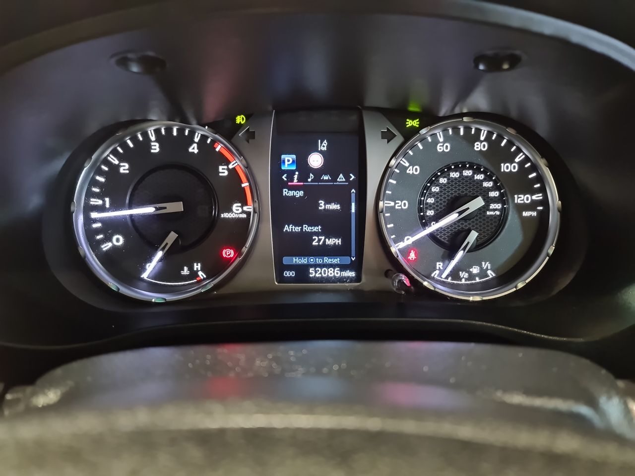 Used Toyota Hilux 2021 for sale - 77034486: Photo 26