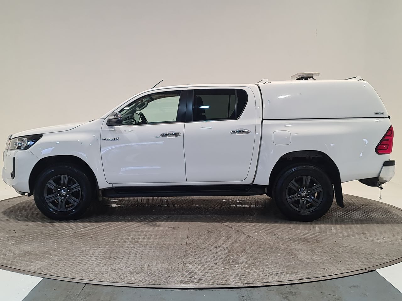 Used Toyota Hilux 2021 for sale - 77034486: Photo 5