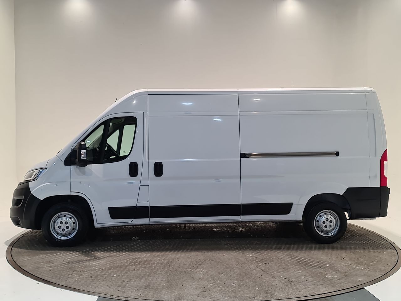 Used Vauxhall Movano 2022 for sale - 77967734: Photo 5