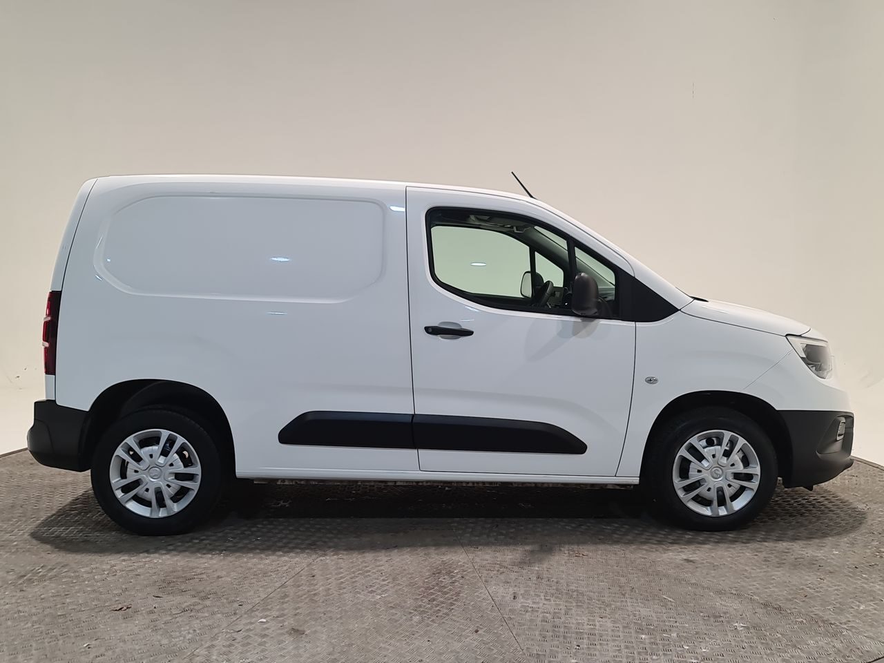 Used Vauxhall Combo 2021 for sale - 77104631: Photo 16