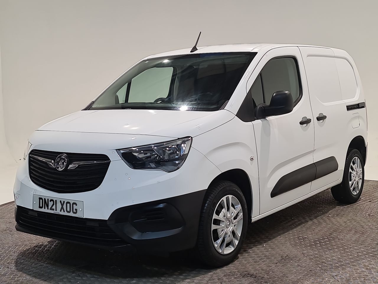 Used Vauxhall Combo 2021 for sale - 77104631: Photo 4