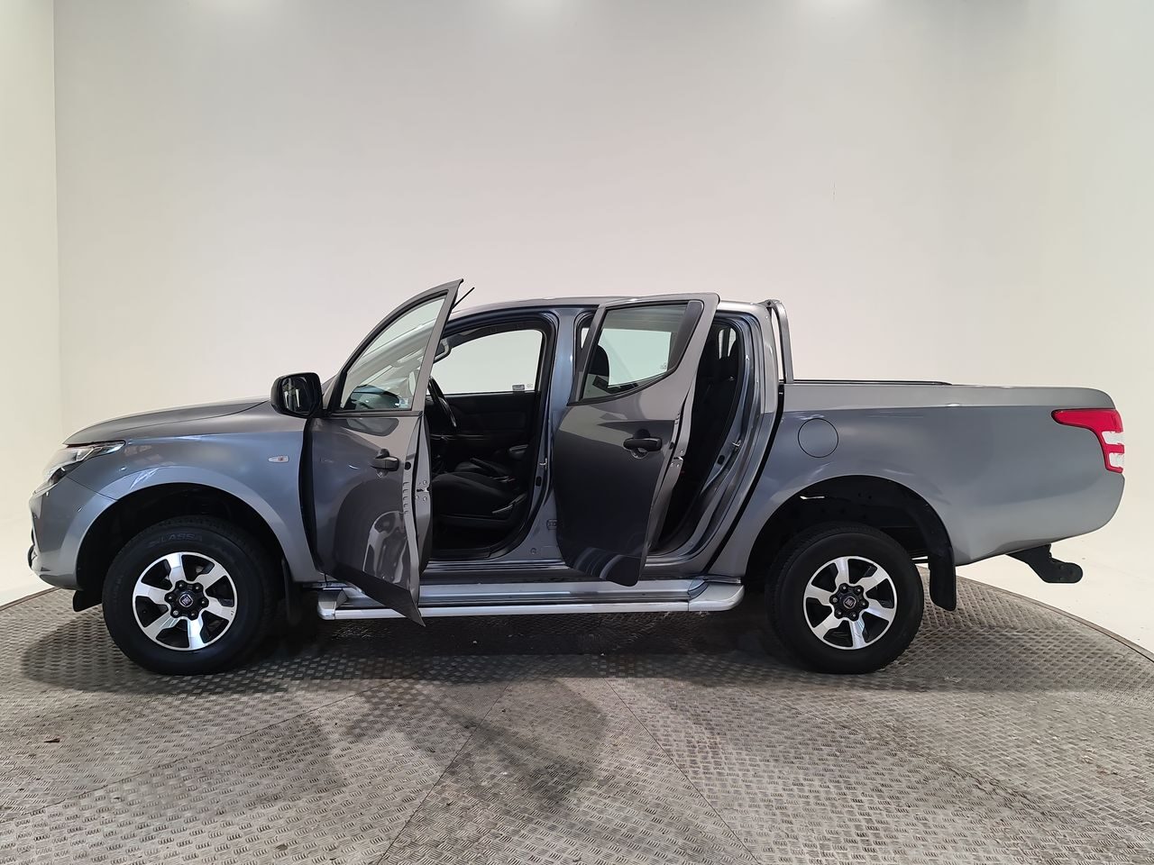 Used Fiat Fullback 2018 for sale - 76544933: Photo 9