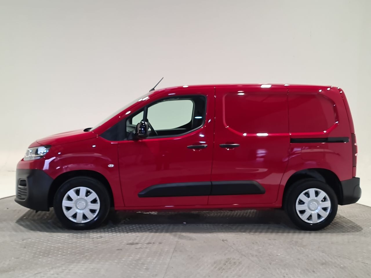 Used Citroen Berlingo 2023 for sale - 77662069: Photo 5