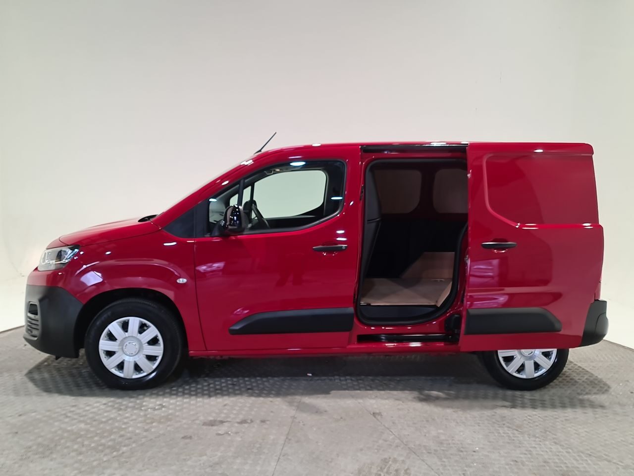 Used Citroen Berlingo 2023 for sale - 77662069: Photo 9