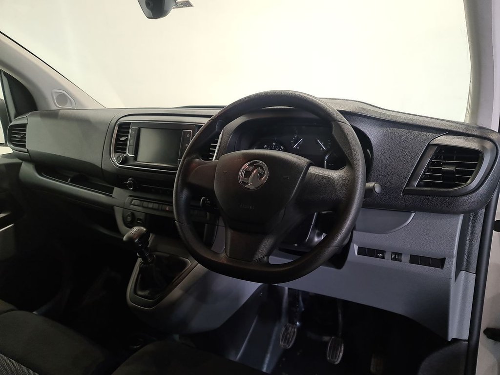 Used Vauxhall Vivaro 2022 for sale - 76420012: Photo 5