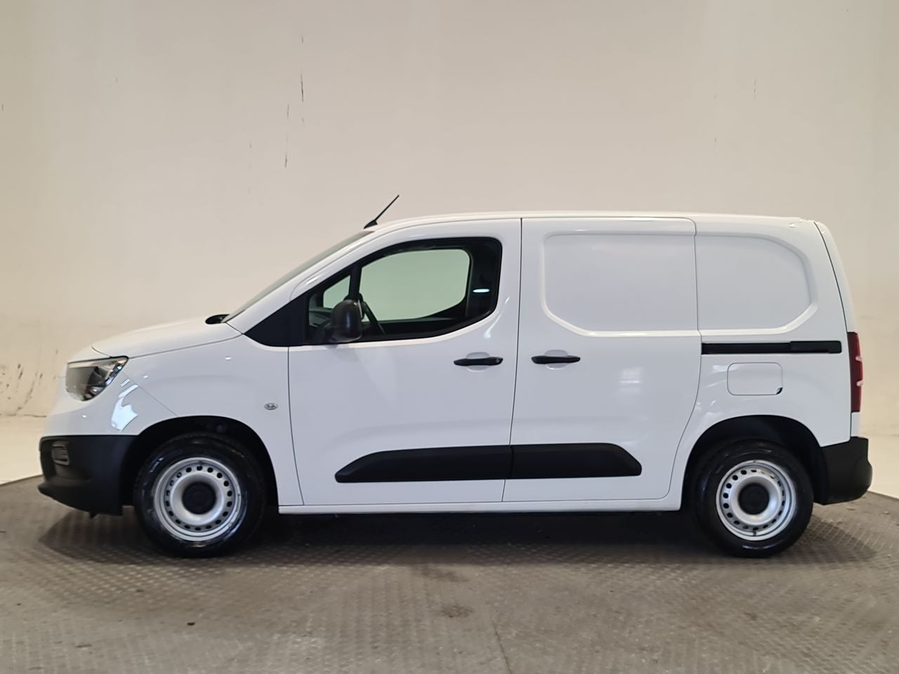 Used Vauxhall Combo 2019 for sale - 78218953: Photo 5