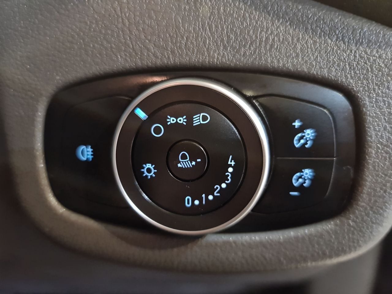 Used Ford Transit Connect 2020 for sale - 76957106: Photo 21