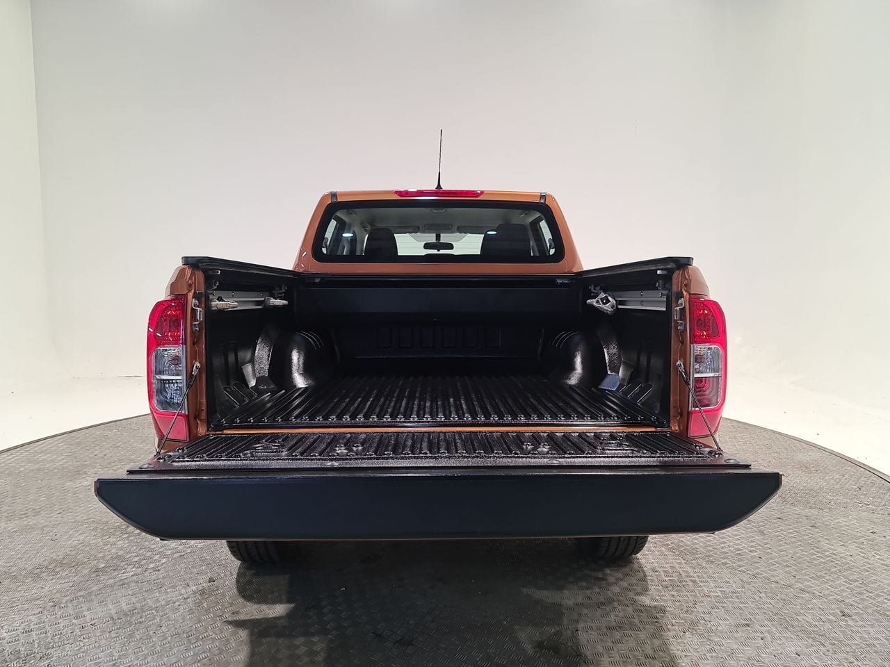 Used Nissan Navara 2021 for sale - 76836097: Photo 13