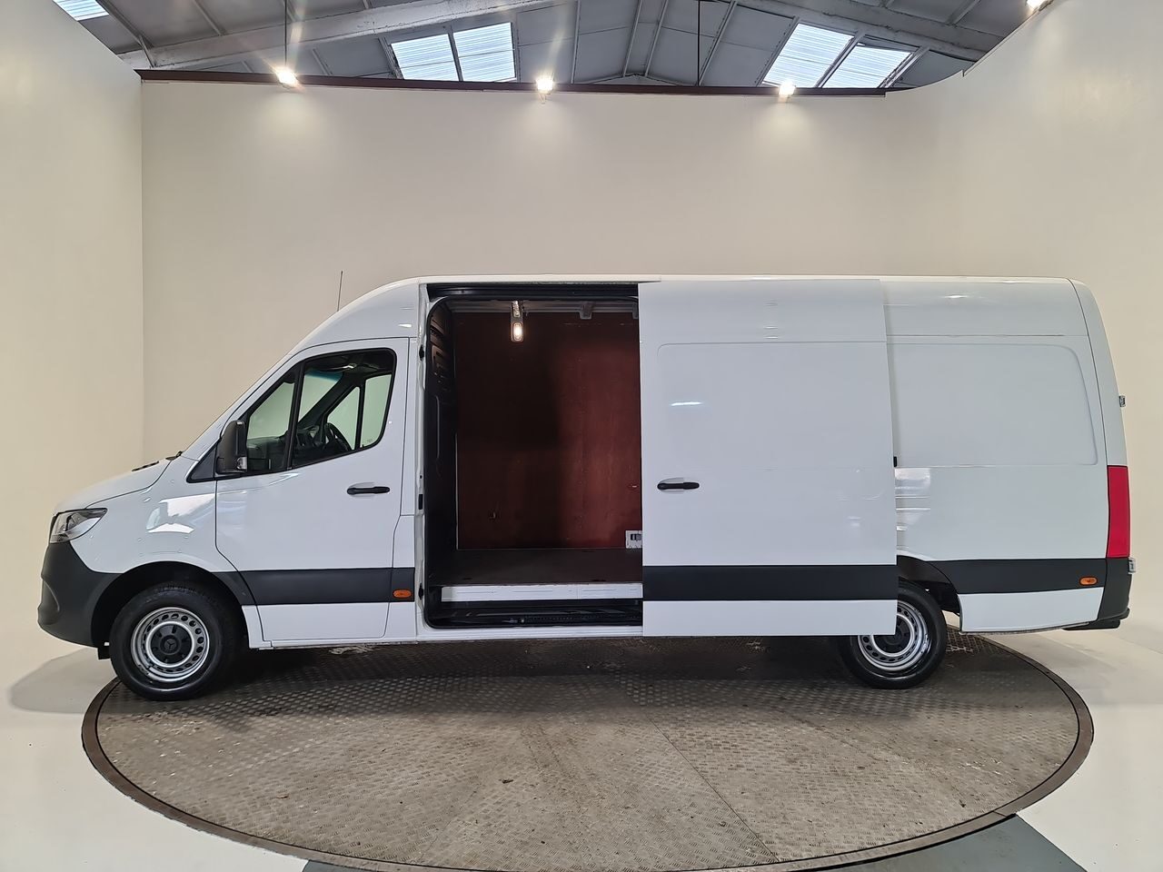 Used Mercedes-Benz Sprinter 2022 for sale - 76577148: Photo 9