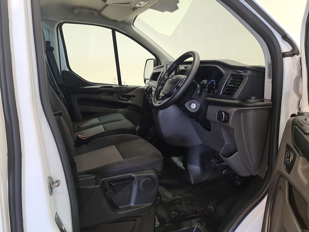 Used Ford Transit Custom 2023 for sale - 78198338: Photo 18