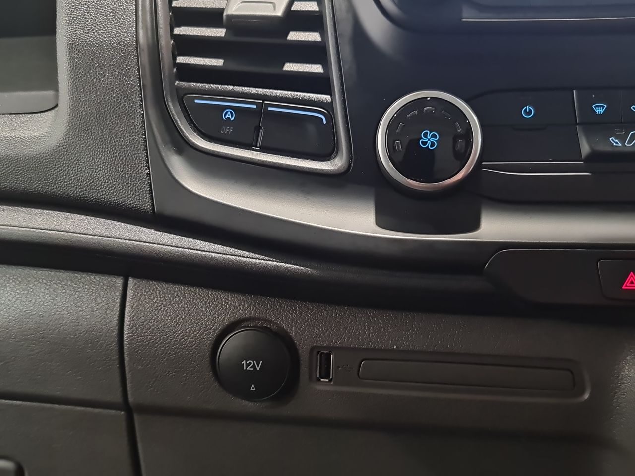 Used Ford Transit Custom 2023 for sale - 78198338: Photo 31