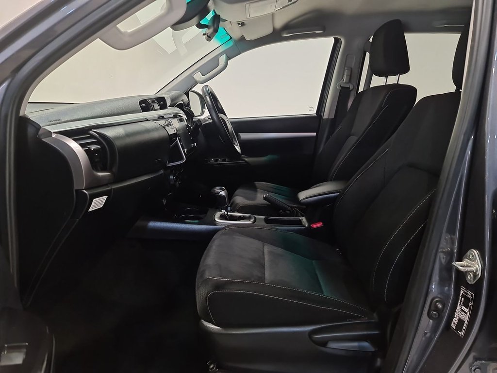 Used Toyota Hilux 2021 for sale - 76496139: Photo 25