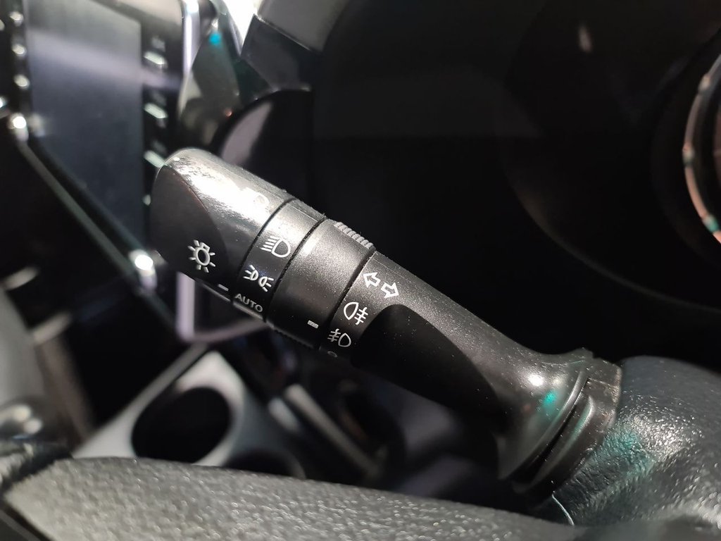 Used Toyota Hilux 2021 for sale - 76496139: Photo 28