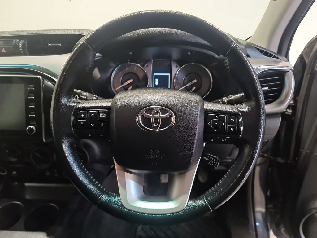 Used Toyota Hilux 2021 for sale - 76496139: Photo 29
