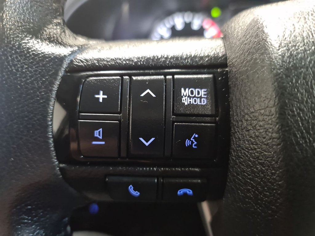 Used Toyota Hilux 2021 for sale - 76496139: Photo 36