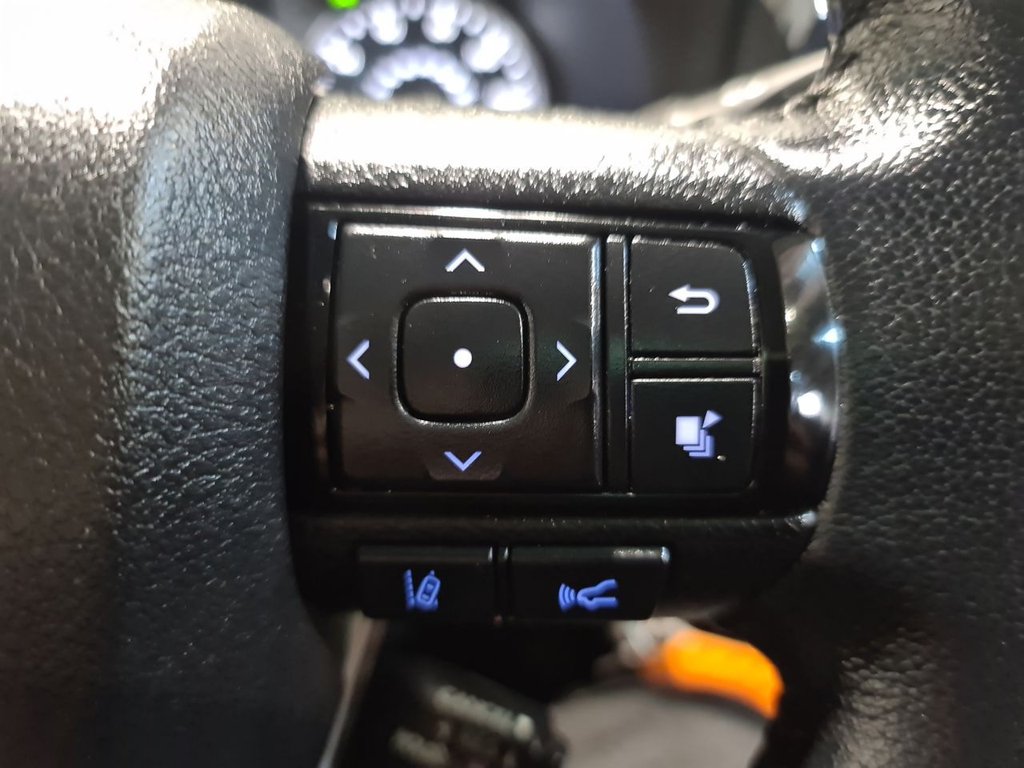 Used Toyota Hilux 2021 for sale - 76496139: Photo 37