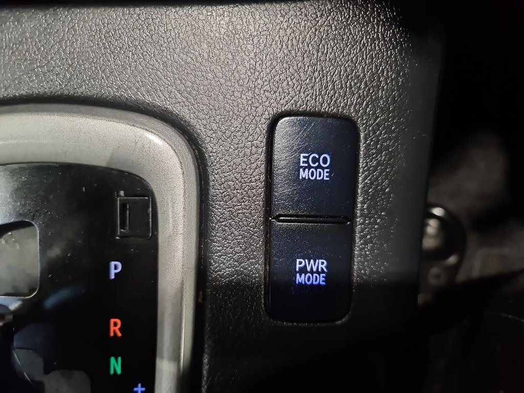 Used Toyota Hilux 2021 for sale - 76496139: Photo 41