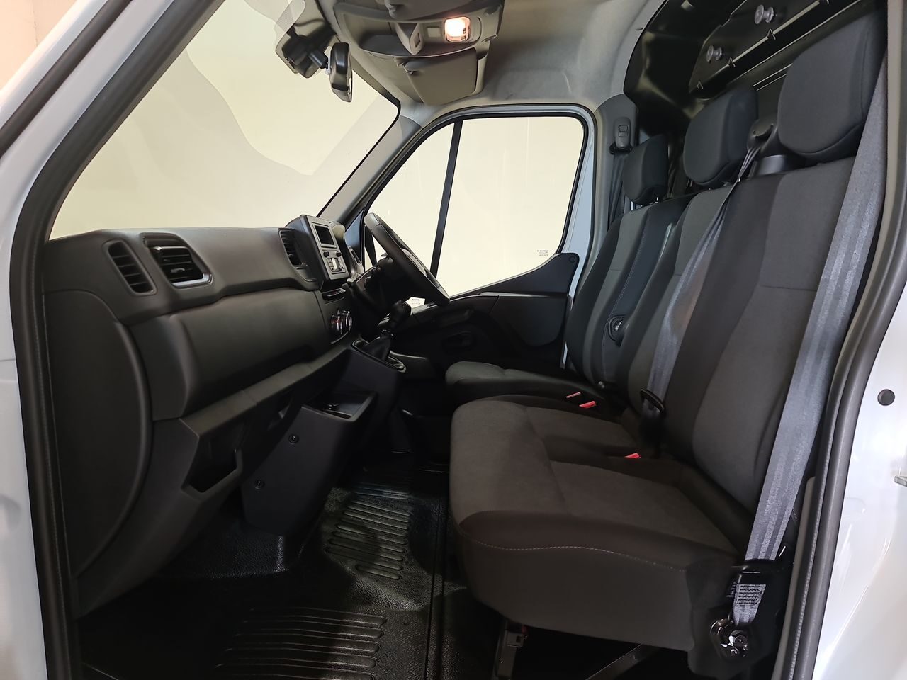 Used Renault Master 2023 for sale - 77952136: Photo 7