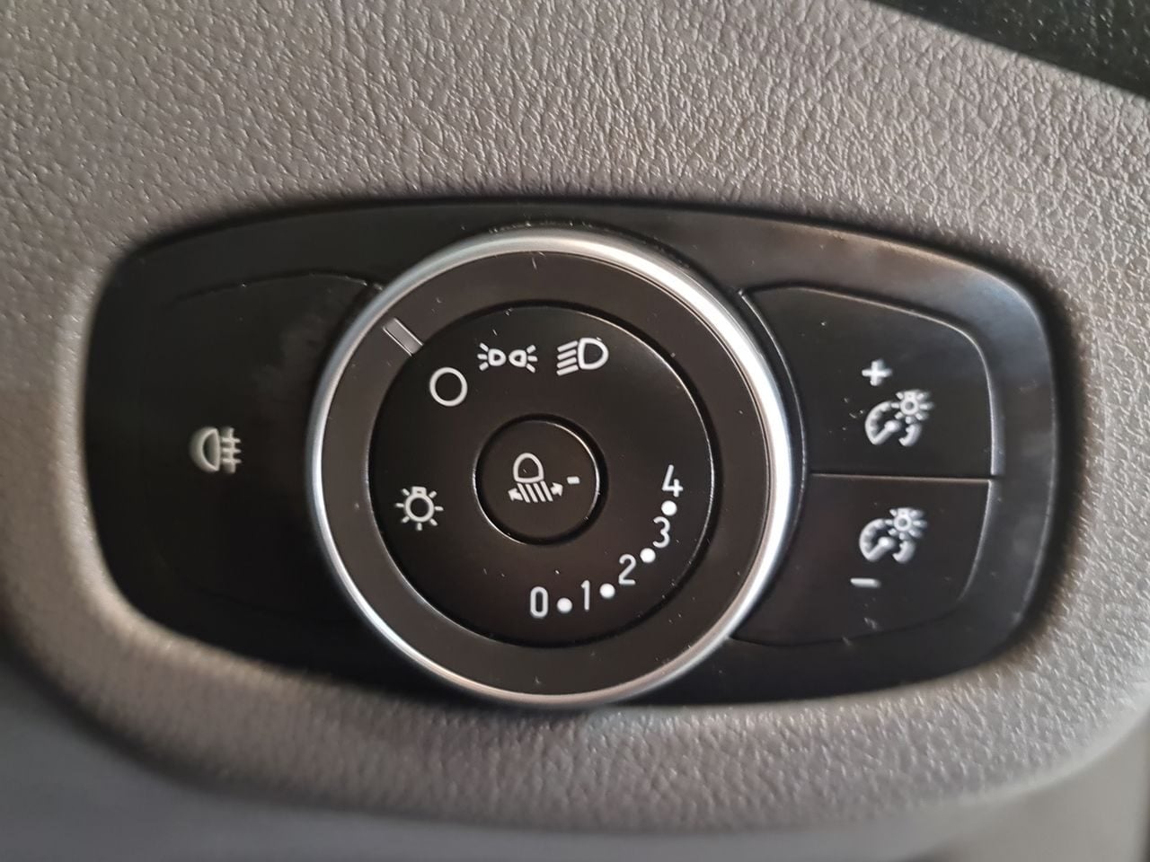 Used Ford Transit Connect 2024 for sale - 78012872: Photo 18