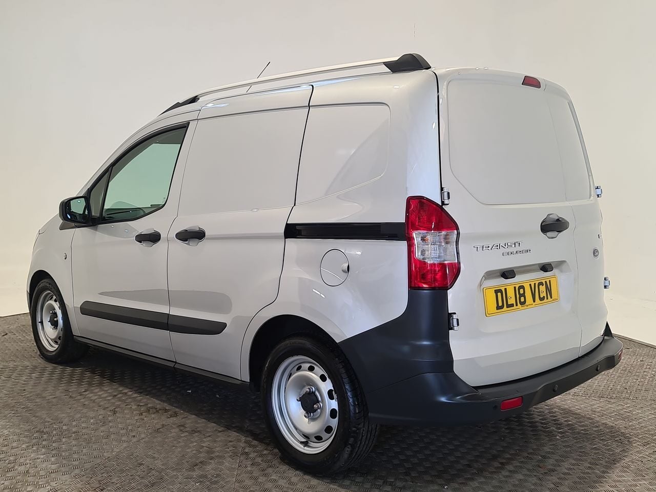 Used Ford Transit Courier 2018 for sale - 76794746: Photo 10
