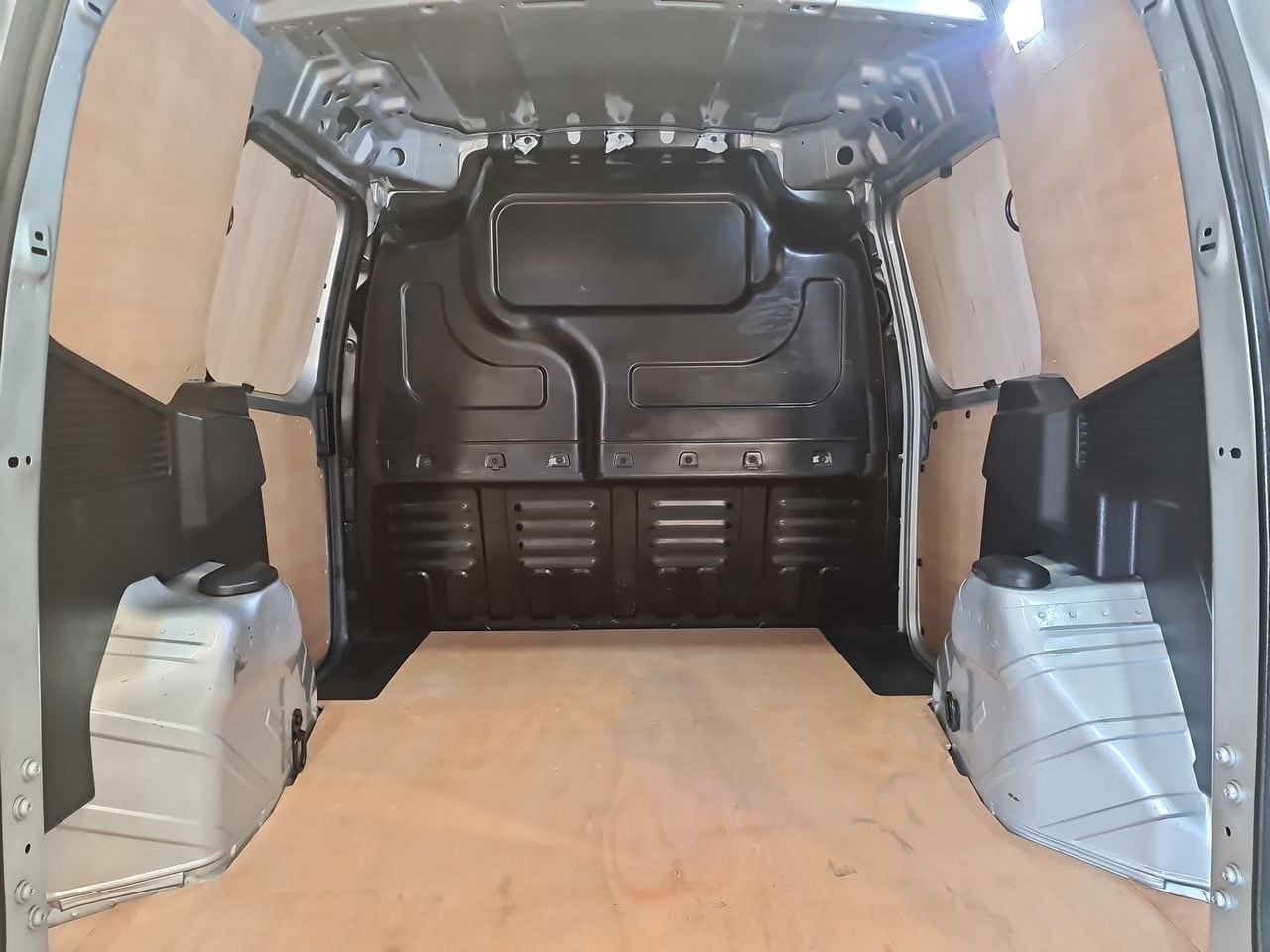 Used Ford Transit Courier 2018 for sale - 76794746: Photo 12