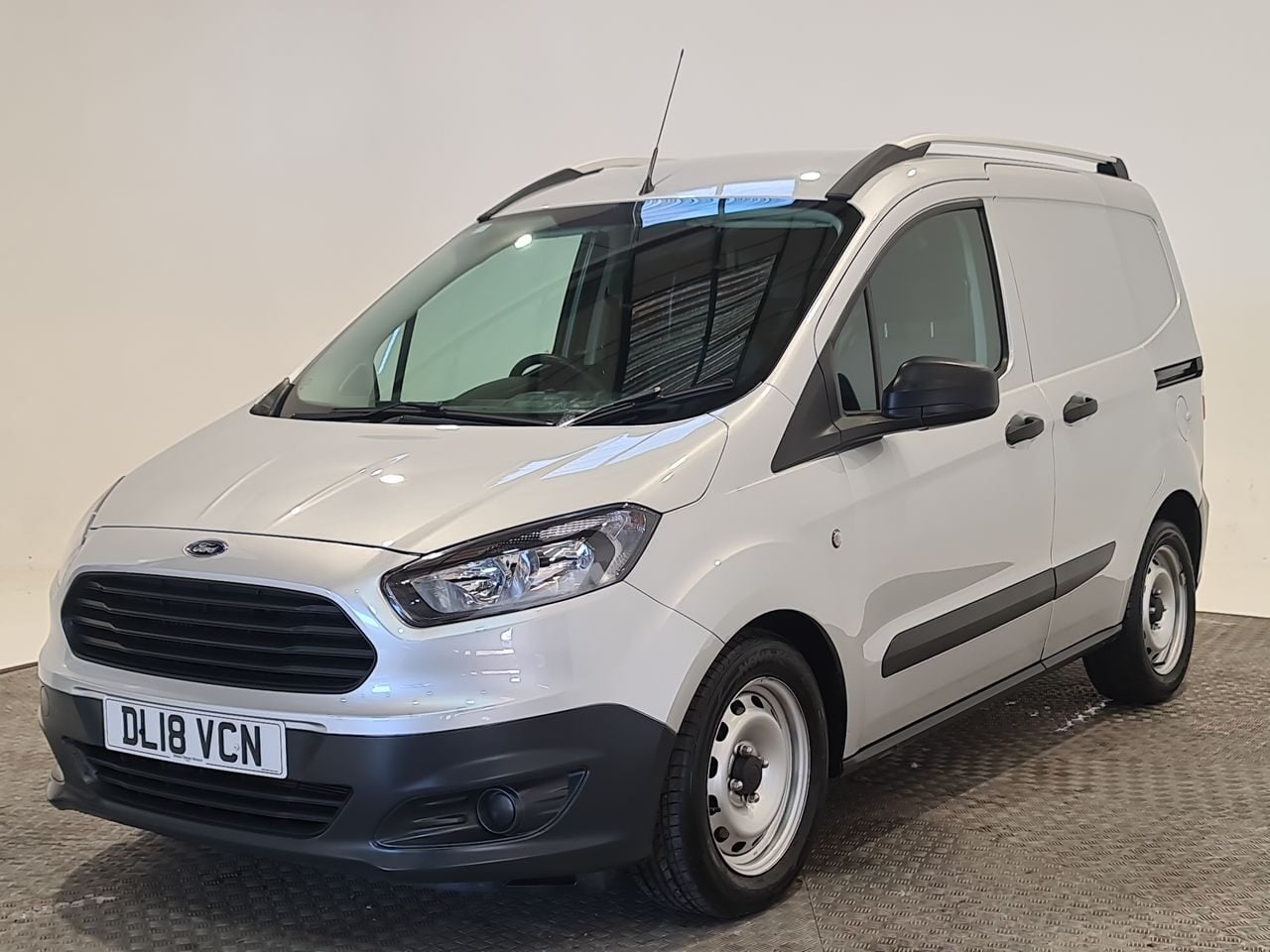 Used Ford Transit Courier 2018 for sale - 76794746: Photo 4