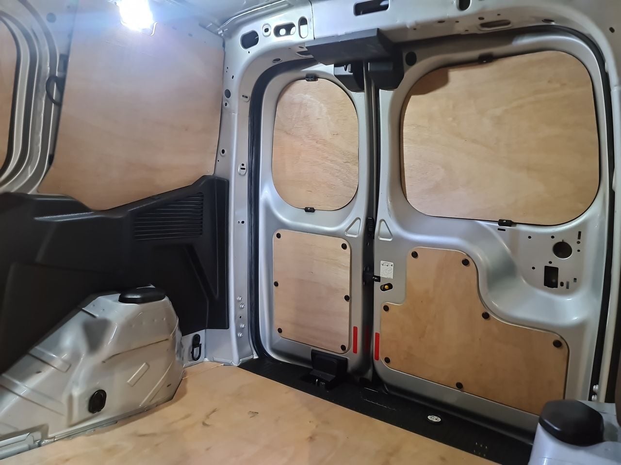 Used Ford Transit Courier 2018 for sale - 76794746: Photo 8