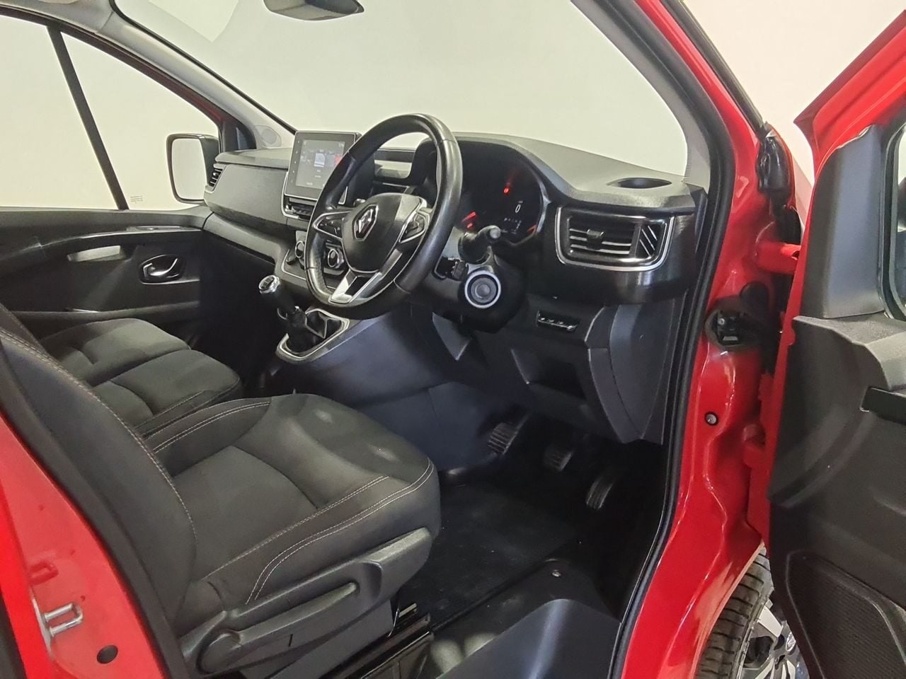 Used Renault Trafic 2022 for sale - 77830071: Photo 18