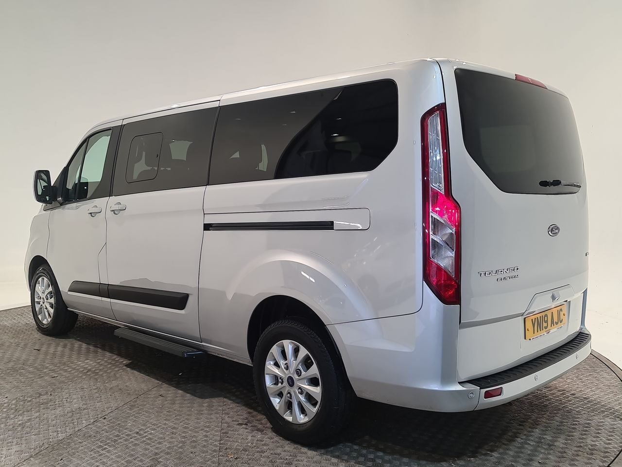 Used Ford Tourneo Custom 2019 for sale - 76972549: Photo 11
