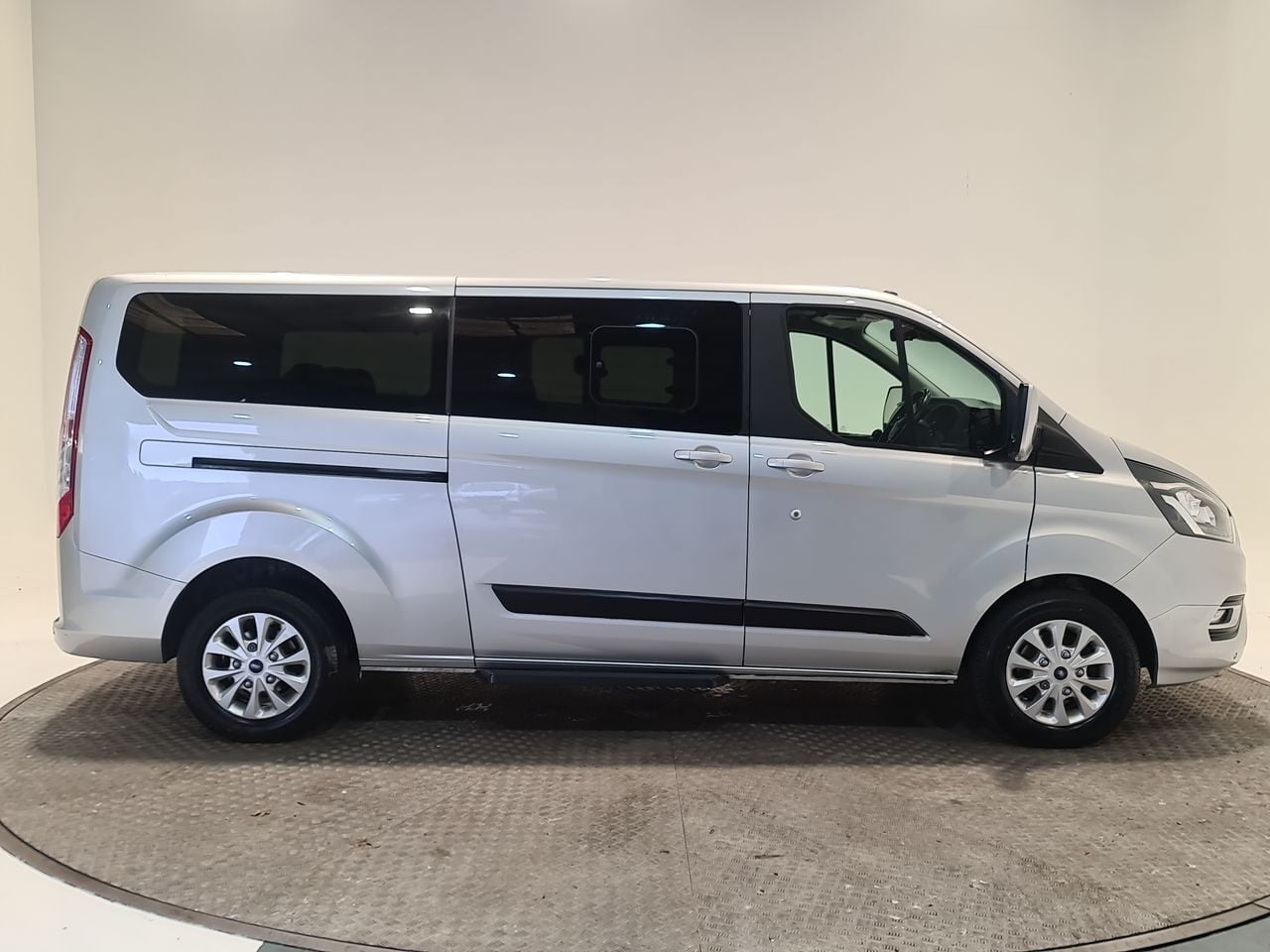 Used Ford Tourneo Custom 2019 for sale - 76972549: Photo 18