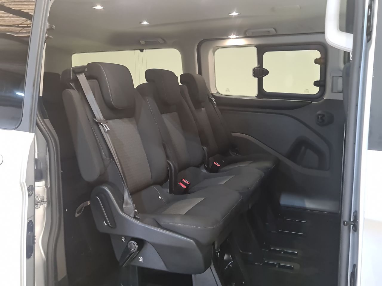 Used Ford Tourneo Custom 2019 for sale - 76972549: Photo 19