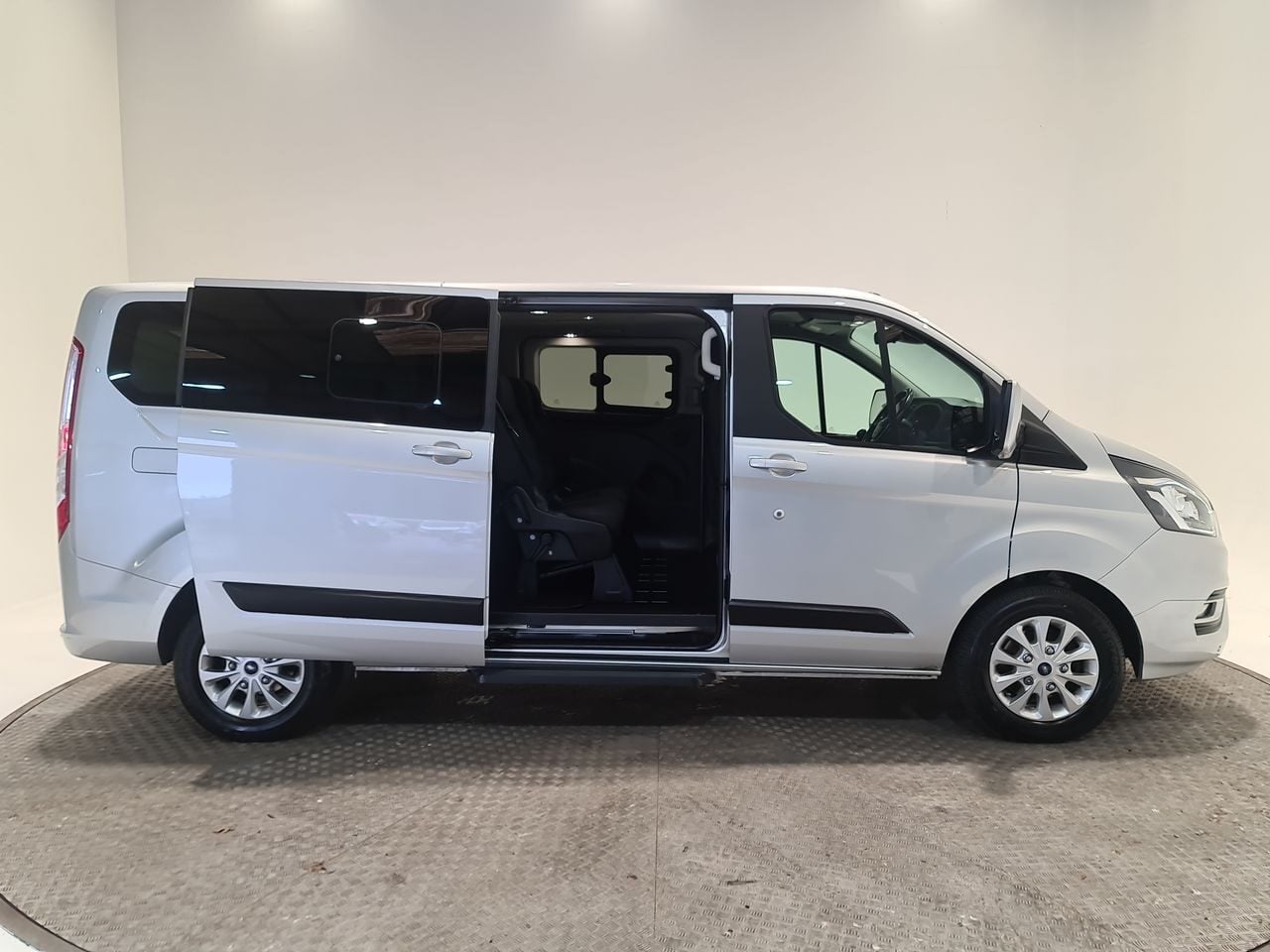 Used Ford Tourneo Custom 2019 for sale - 76972549: Photo 20