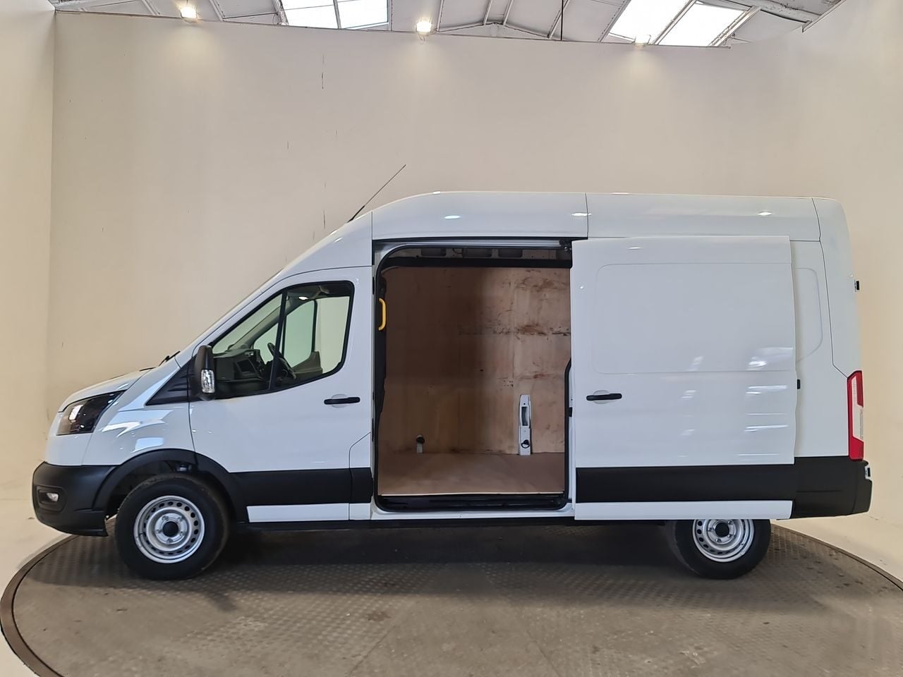 Used Ford Transit 2023 for sale - 78179424: Photo 10