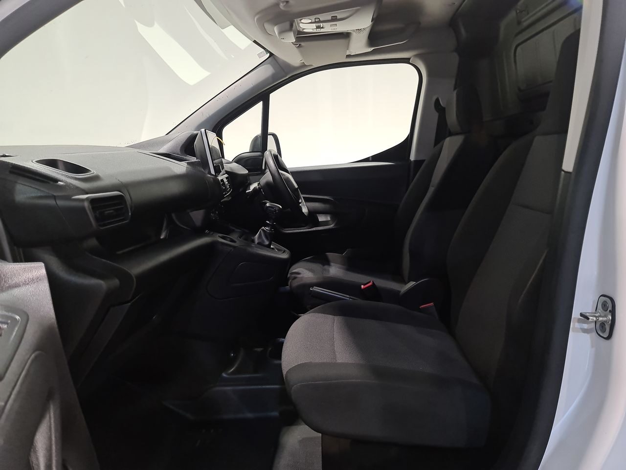 Used Peugeot Partner 2023 for sale - 76710639: Photo 7