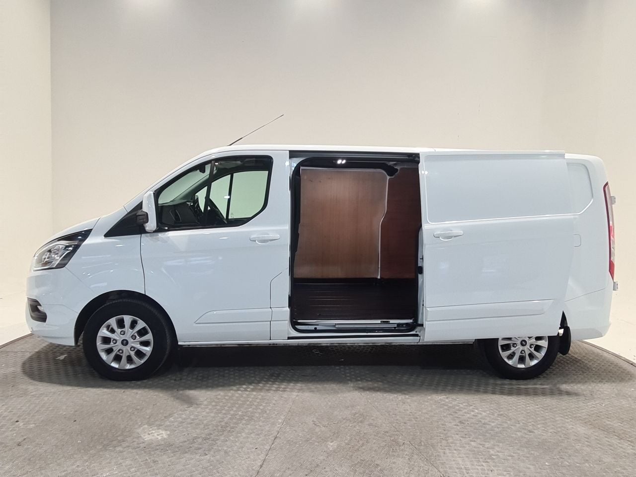 Used Ford Transit Custom 2023 for sale - 77790285: Photo 10