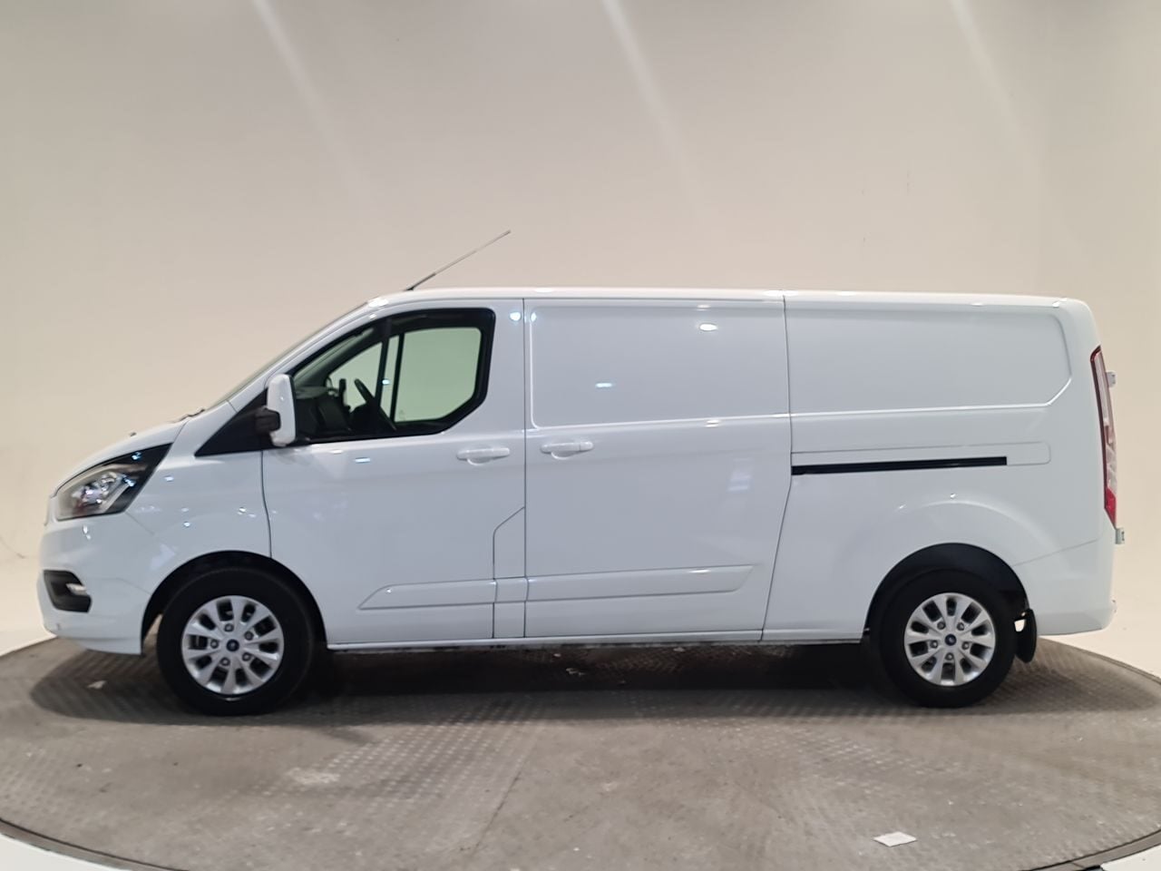 Used Ford Transit Custom 2023 for sale - 77790285: Photo 6