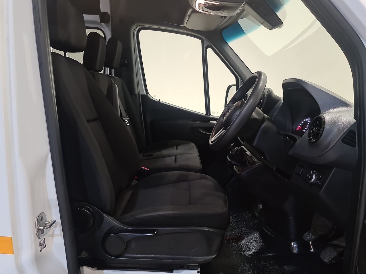 Used Mercedes-Benz Sprinter 2023 for sale - 77323517: Photo 17