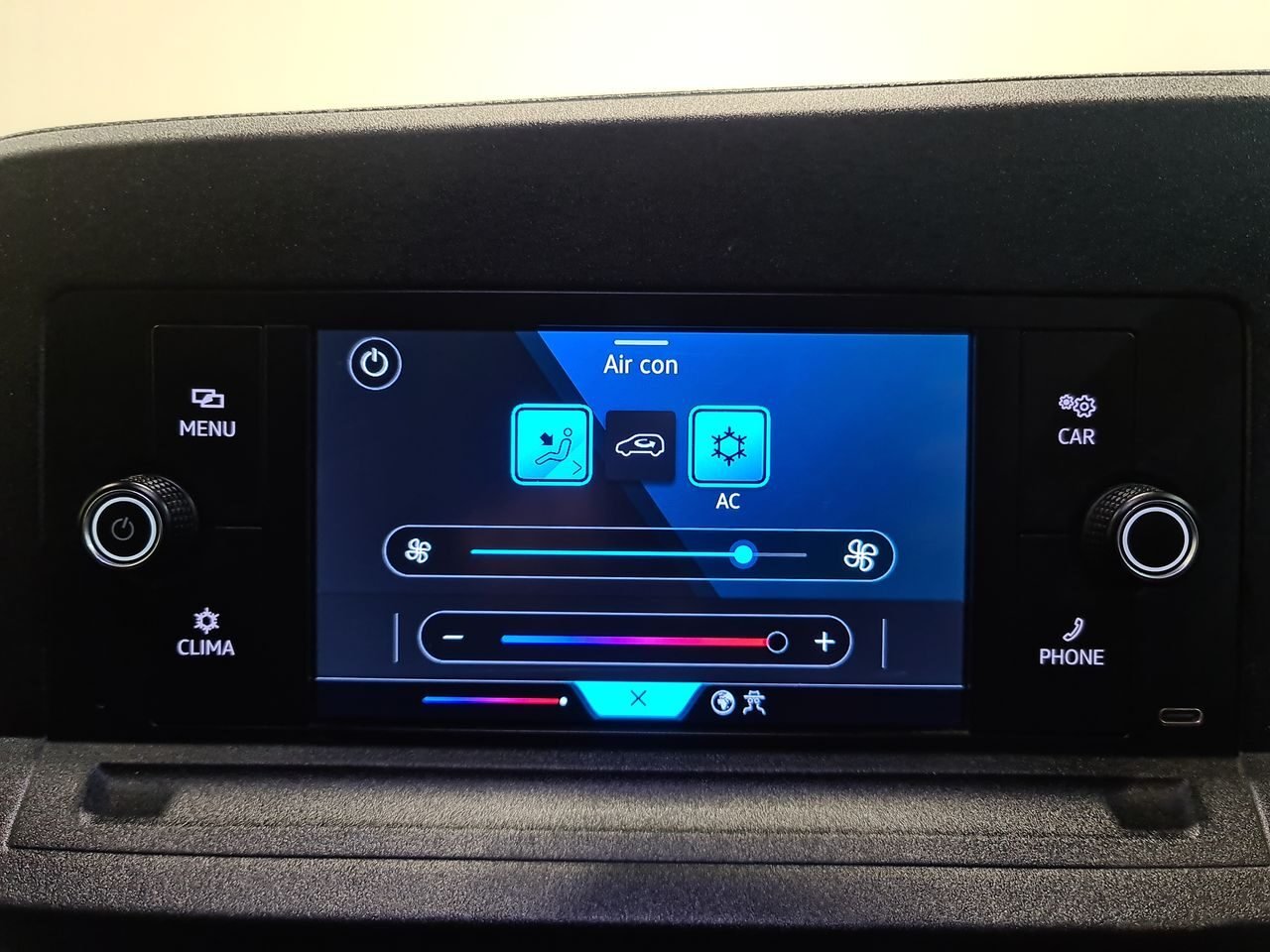 Used Volkswagen Caddy Maxi 2022 for sale - 76577105: Photo 24