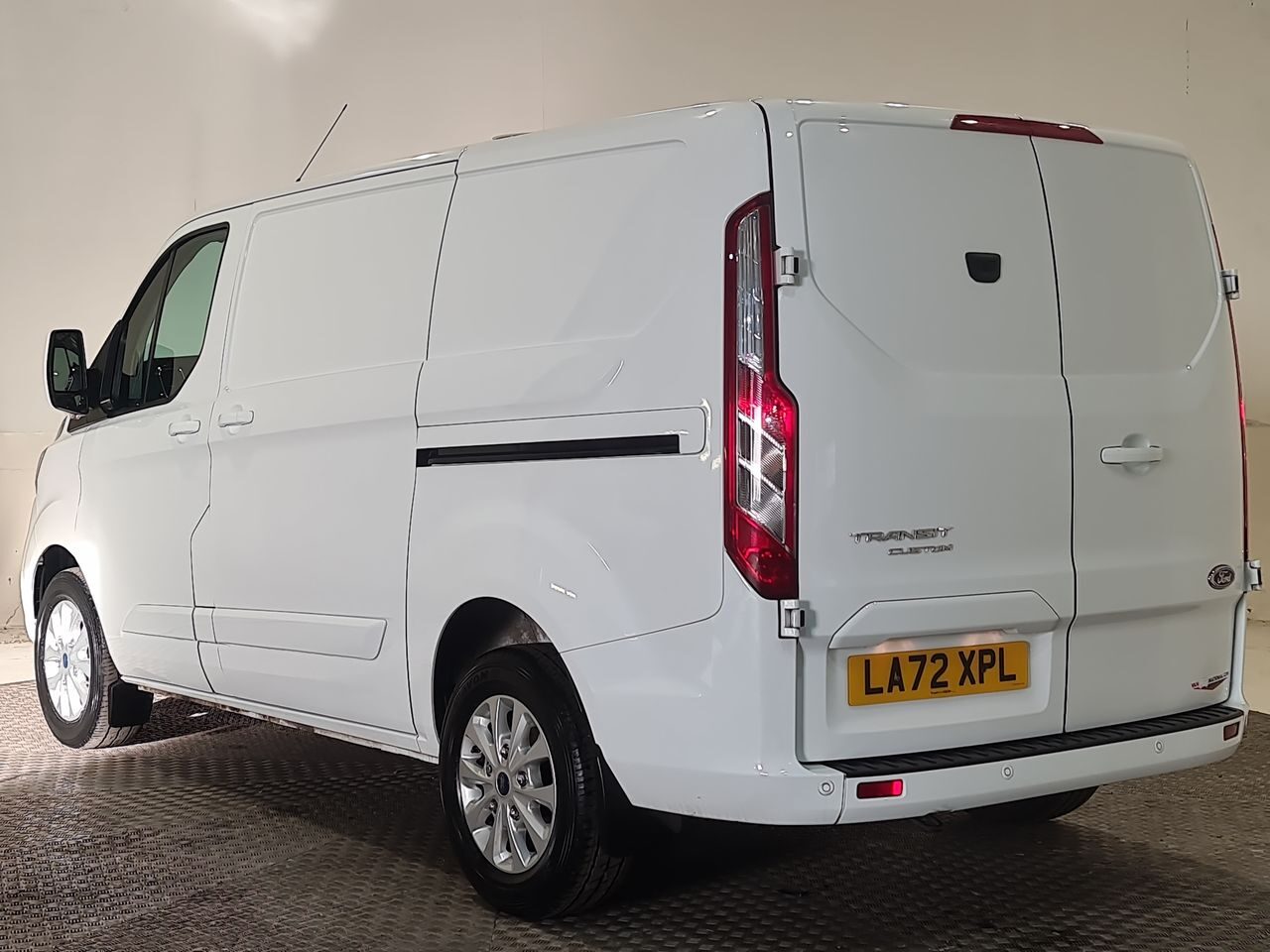 Used Ford Transit Custom 2023 for sale - 76544954: Photo 11